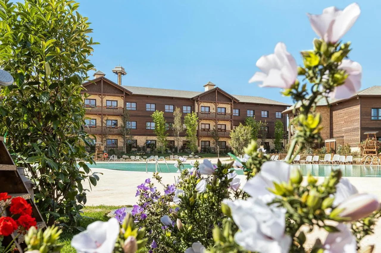 PortAventura Hotel Colorado Creek: Theme Park Access Included Salou
