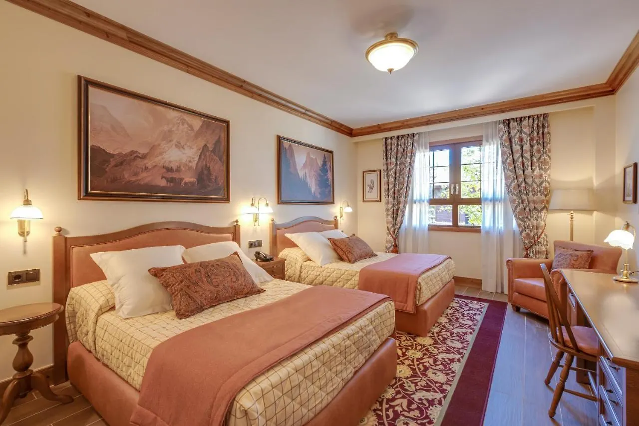 PortAventura Hotel Colorado Creek: Theme Park Access Included Salou Spain