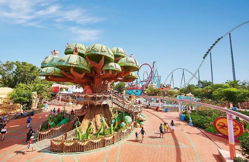 PortAventura Hotel Colorado Creek: Theme Park Access Included Salou 4*,
