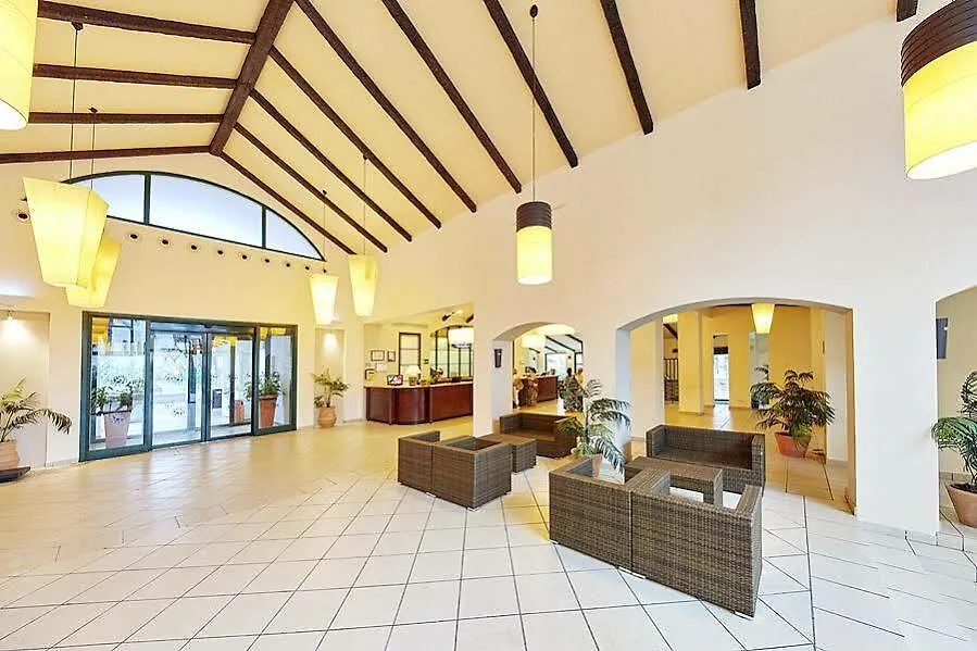 PortAventura Hotel Colorado Creek: Theme Park Access Included Salou