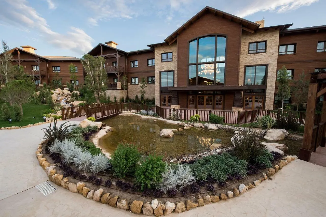 PortAventura Hotel Colorado Creek: Theme Park Access Included Salou