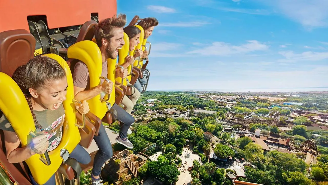 PortAventura Hotel Colorado Creek: Theme Park Access Included Salou